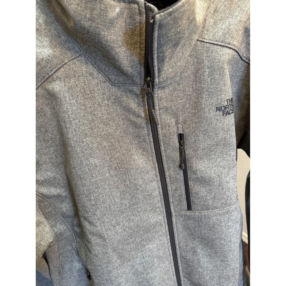 THE‎ NORTH FACE MEN's APEX BIONIC SOFT SHELL JACKET GRAY FULL ZIP STYLE NF0A2RE8